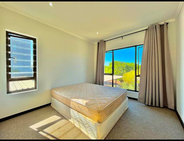 2 BEDROOM APARTMENT FOR SALE IN LONEHILL